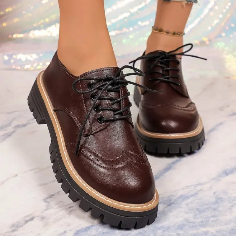 Sapatos Oxford Clássicos Femin - Drone Camera Stabilized avaliação e preço