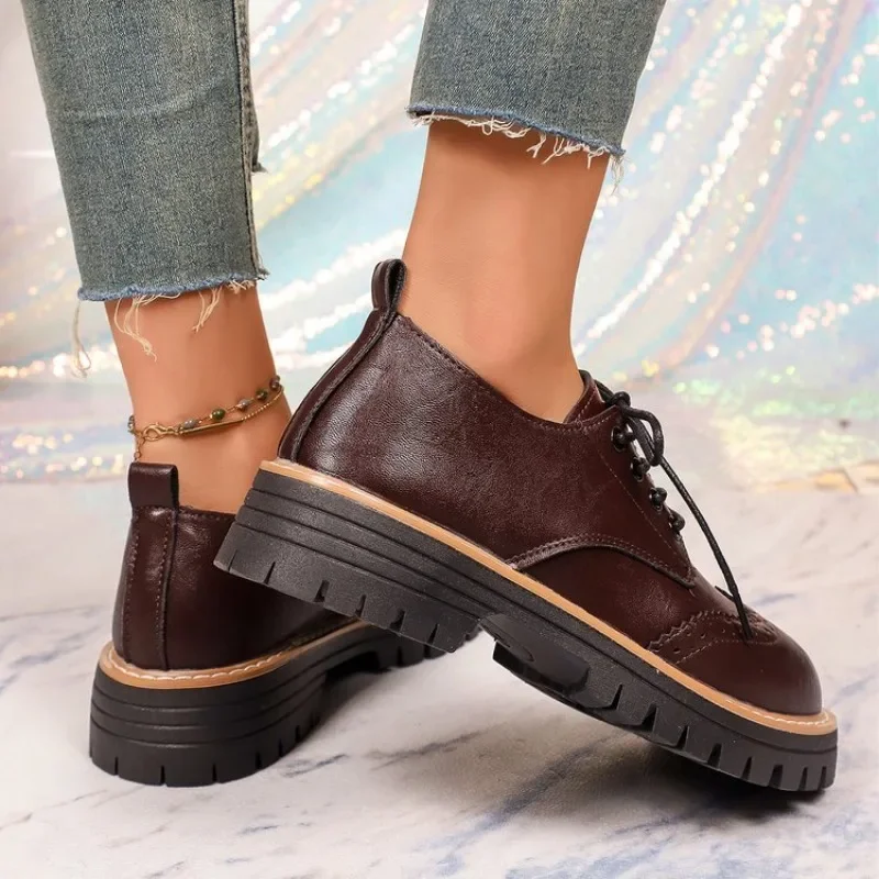 Sapatos Oxford Clássicos Femin - Drone Camera Stabilized avaliação e preço